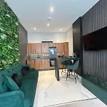 1Bed Retreat Stockbridge Edinburgh